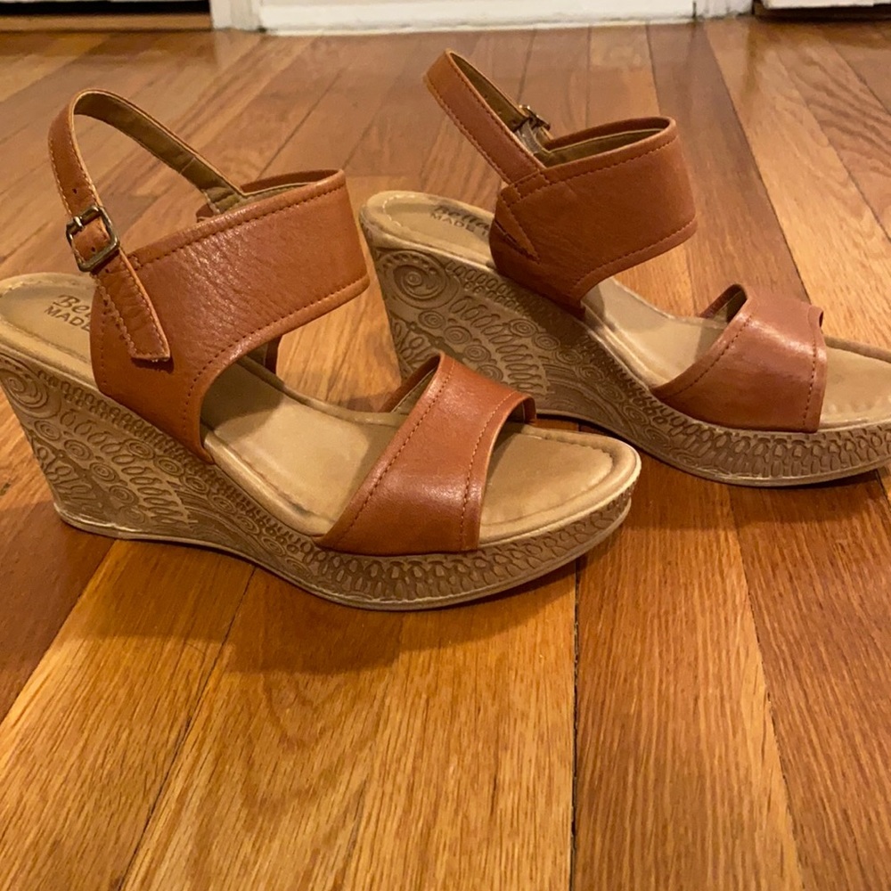 Bella Vita ‘Nicola' Platform Wedge Sandal